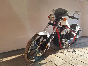 Honda Fury VT 1300 CX - 3