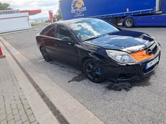 Predám/vymením OPEL VECTRA C1.9 110kw AT 6Q - 3