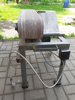Predám pasovú brúsku. Na 220V - 3