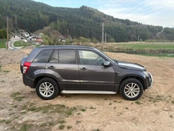 Suzuki Grand Vitara 2008 2.4L - 3