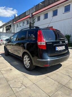 Hyundai i30 CW 1.6 CRDi - 3