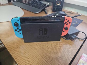 Nintendo Switch – Skvelý Stav + 7 super hier - 3