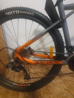 GT Avalanche 29" Sport, bicykel - Grey - 3