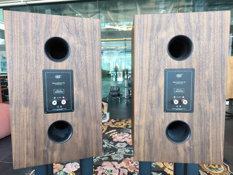 MoFi - Mobile Fidelity Electronics Sourcepoint 10 - 3