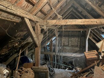 Tramy, drevo zo strechy - 3