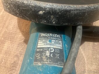 Makita GA9010C - 3