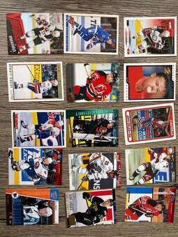 Hokejové kartičky - 3