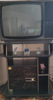 Predám staré televízie - 3