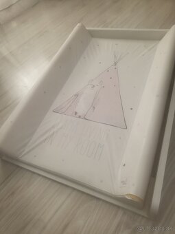 Prebaľovací pult - 3