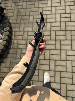 Lišty pod svetla bmw e46 coupe - 3