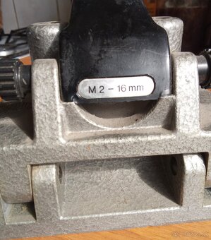 Strihačka/lepička  16 mm kinofilmov - 3