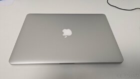 Apple MacBook Pro Mid 2015 15" 512GB SSD - i7 - 3