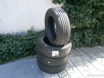 Predám 4x letné pneu TRIANGLE SUV 225/60 R17 99VXL - 3