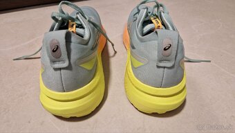 Bežecké topánky Asics GEL-KAYANO 31 PARIS, veľ. č 43.5 - 3