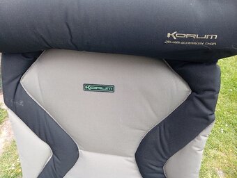 Predám kreslo Korum chair deluxe - 3