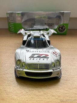 Model auticka Mercedes - 3
