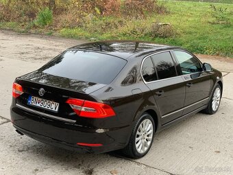Škoda Superb 2,0 TDi CR DSG 4x4 - 3