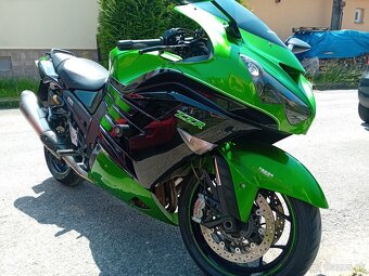 KAWASAKI ZZR 1400 performance - 3
