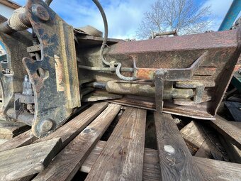 Hydraulicka svahovacka 180cm - 3