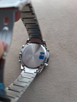 Casio Edifice EQB-501 - 3