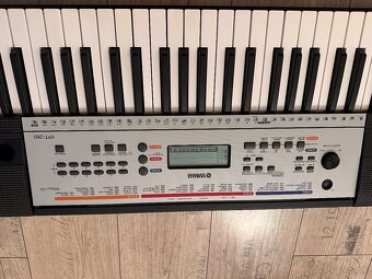 Yamaha YPT-260 - 3