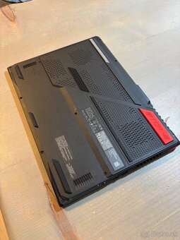 Predám herný notebook ASUS ROG Strix G15 - 3