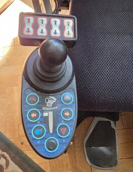 Elektricky Invalidny vozik - 3