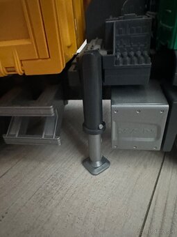 BRUDER smetiarske auto na sklo - 3