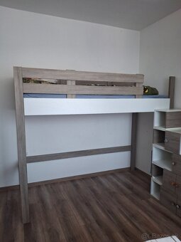 Detská posteľ s matracom a schodíkmi - 3