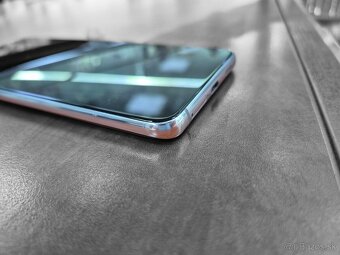 Samsung galaxy S21+ - 3