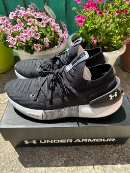 Bezecke tenisky Under Armour - 3