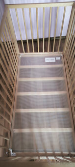 Predám IKEA detská postieľka - buk - 60x120 cm - 3