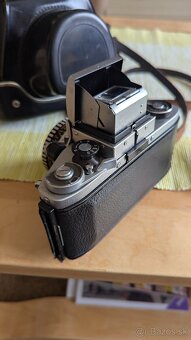 Fotoaparát EXAKTA vx 5000 plus blesk Čajka. - 3