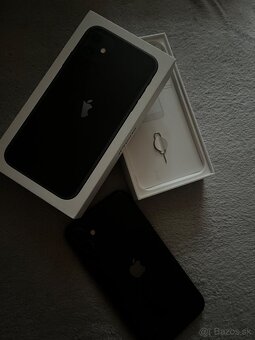 iPhone 11 - 3
