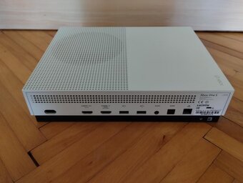 Xbox One S 500GB - 3