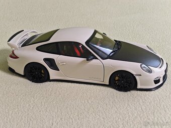 1:18 Porsche 911 GT2 RS 997 MINICHAMPS - 3