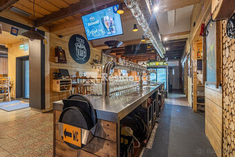 Pivný dom Liptova - legendárna Krčma Váh na predaj - 3