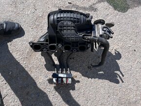 Hyundai i30 sanie,klapka, rampa, zapalovacie cievky, kabelaz - 3