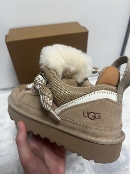 UGG Lowmel Sand Women - 3