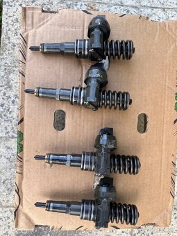 Rozpredam motor 1.9tdi 77kW BLS - 3