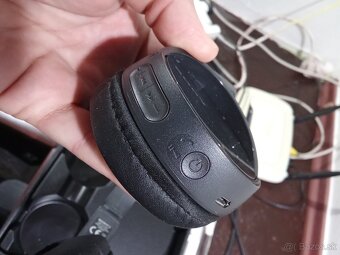 Sony MDR-ZX330BT sluchadlá - 3