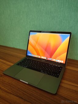 Apple MacBook Pro 13 2017 – i5 / 8GB / 256GB - 3
