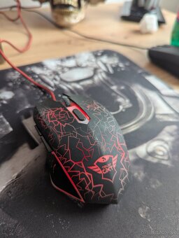 Trust GXT 105 - 3