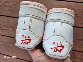 Nike airforce 1 valentines Day 38.5 - 3
