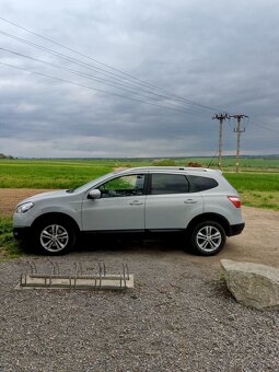 Nisan Qashqai+2 - 3