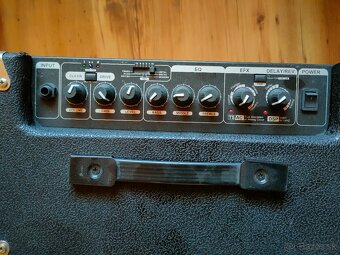 Predám gitaru Fender Squier + combo Nux - 3