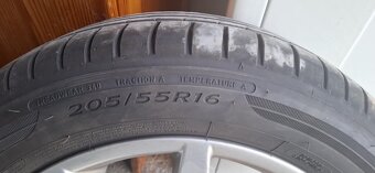 Dunlop 205/55 R16 - 3