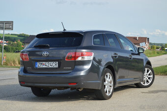 Toyota Avensis 2.0D-4D r v. 2012 Výborný stav.. - 3