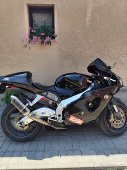 Aprilia - 3
