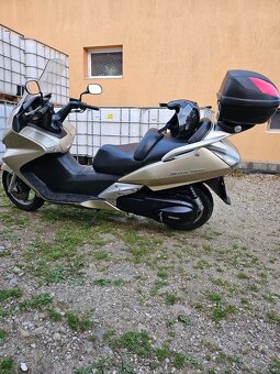 HONDA SILVERWING 600. 37KW - 3